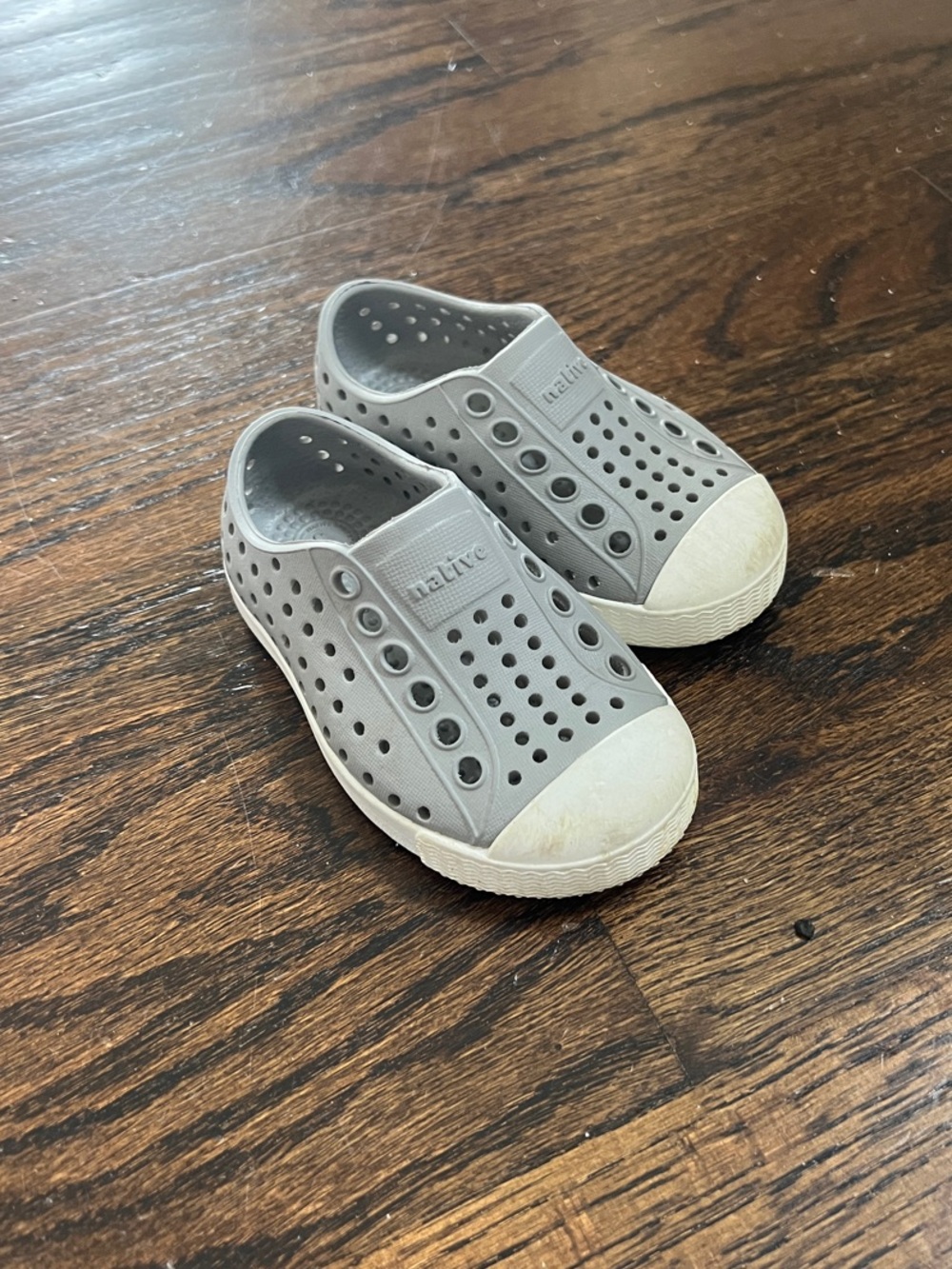 Native Kids Grey Slip-On Shoes Size C4